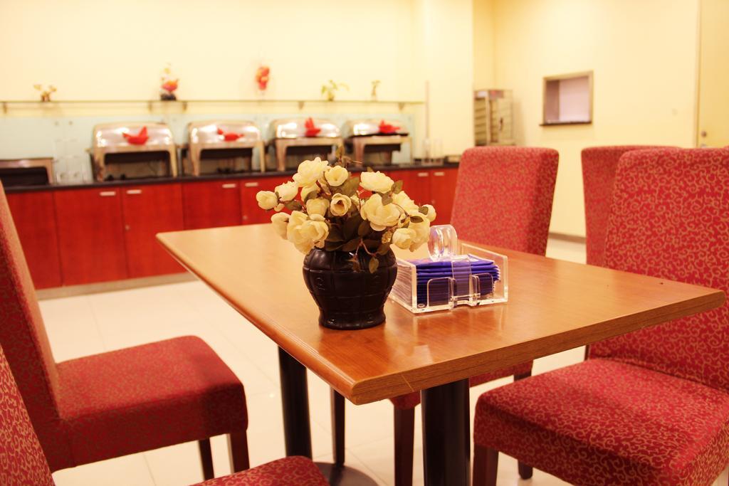 Hanting Hotel Dalian Olympic Square Hotel Стая снимка